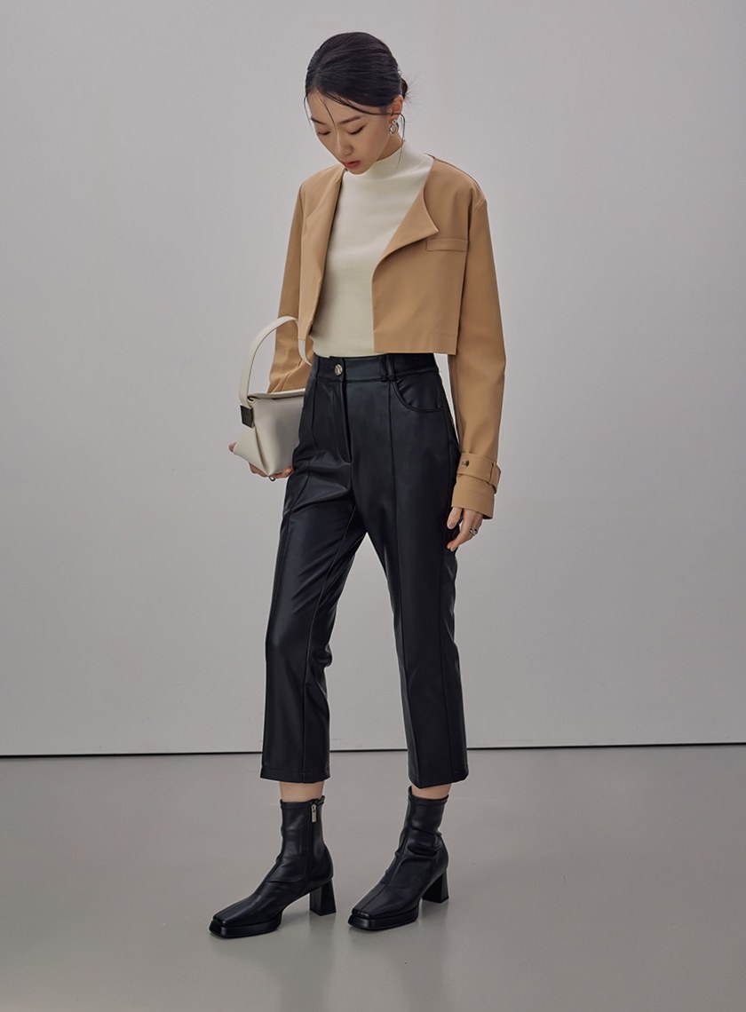 俐落皮革九分喇叭褲